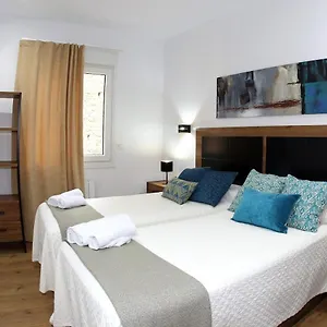  Apartamento Piso Reformado. 2 Min Del Casco Viejo. Con Garaje. España